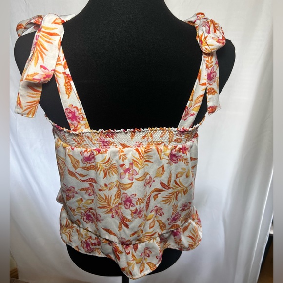 Hippie Rose Tie Shoulder Top - Picture 4 of 8